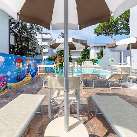 Residence Filmare Riccione Eksteriør bilde