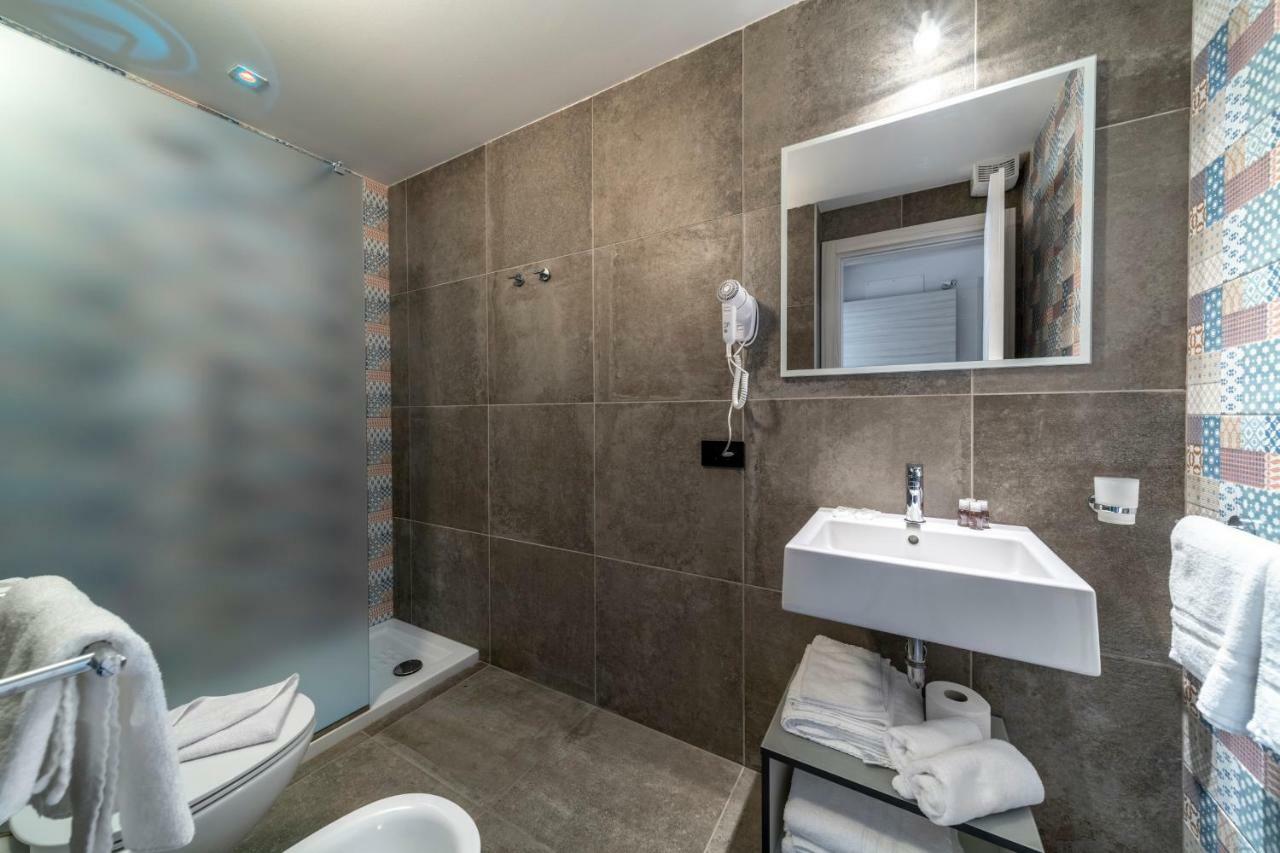 Residence Filmare Riccione Eksteriør bilde