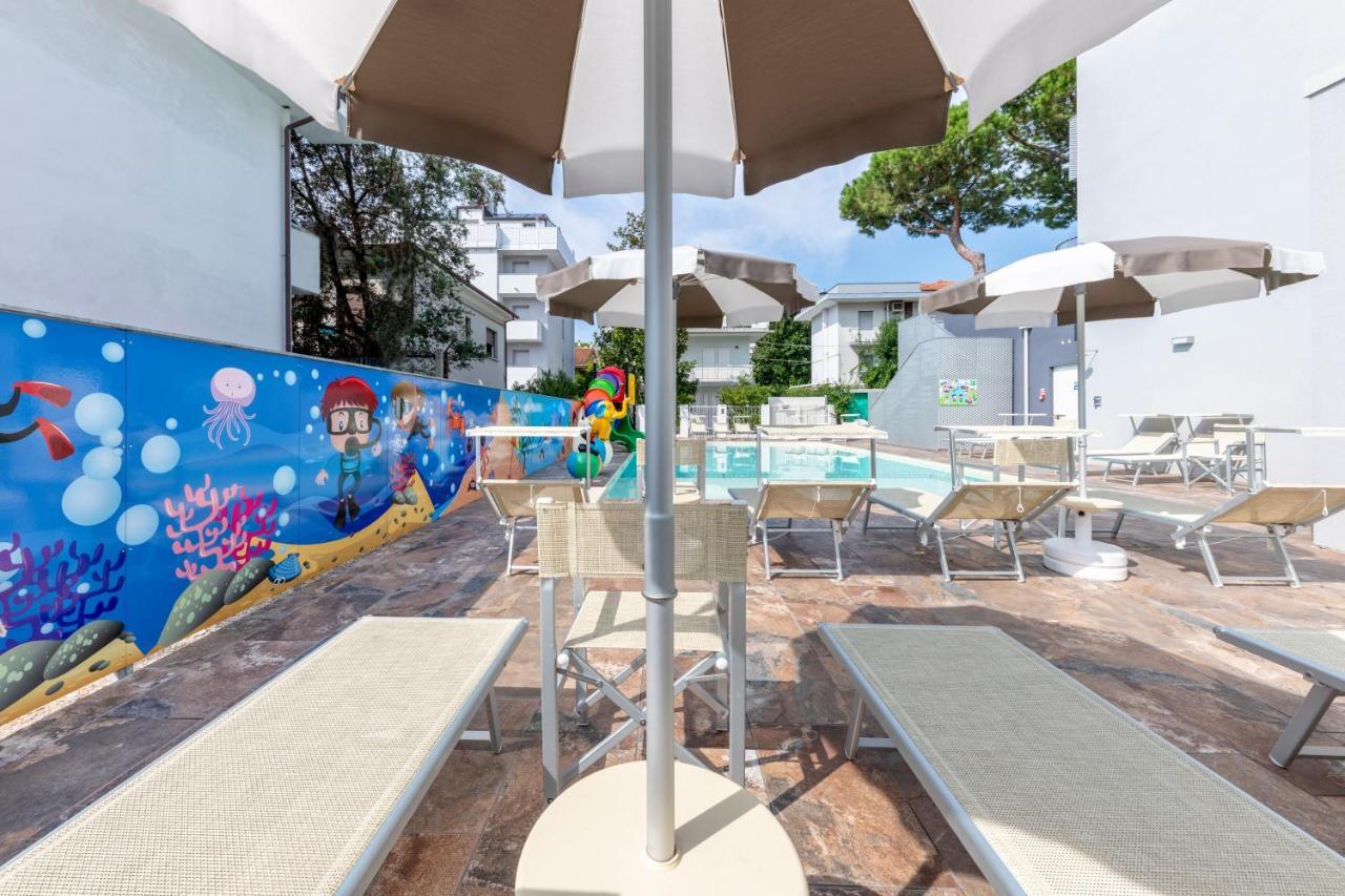 Residence Filmare Riccione Eksteriør bilde
